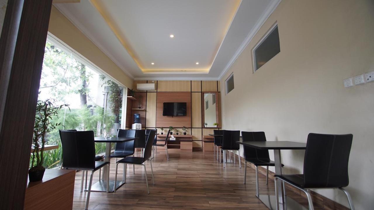 Arsallya Hotel Bandung Exterior foto